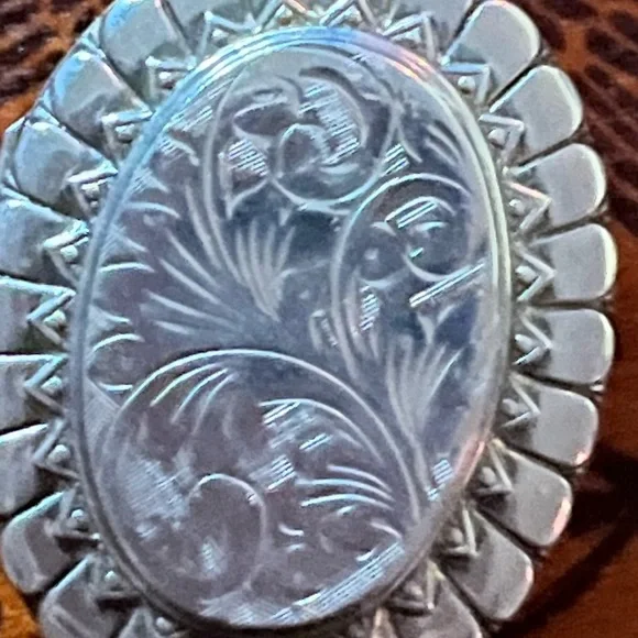 Birmingham Sterling Large Locket Antique - Org. $700 - Picture 10 of 10